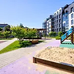 Center Deluxe