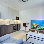 Center Deluxe Apartment