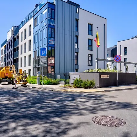 Apartment Center Deluxe *