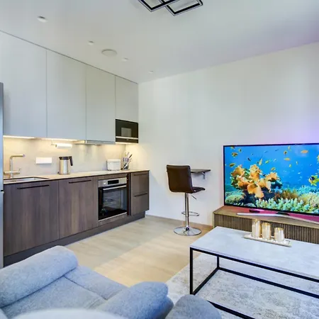 Center Deluxe Апартаменты