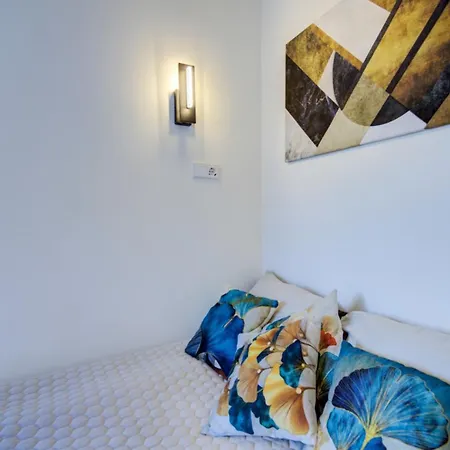 Center Deluxe Апартаменты Каунас