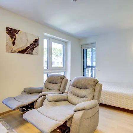 Center Deluxe Апартаменты
